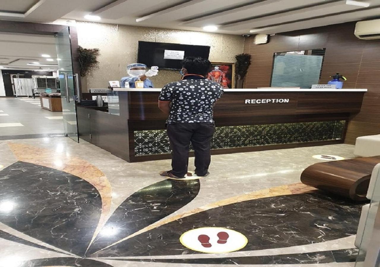 拉吉宫殿酒店 艾哈迈德讷格尔 外观 照片